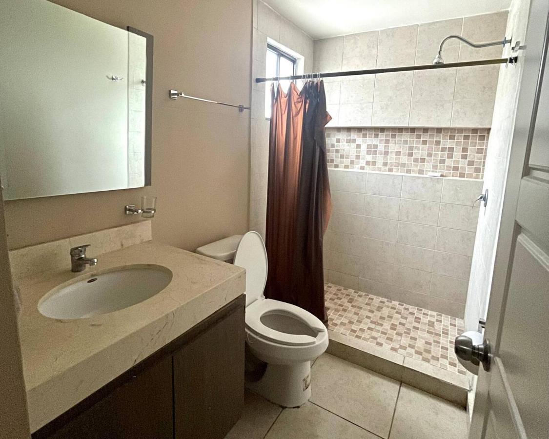 הוילה מונטריי Altabrisa Residencial מראה חיצוני תמונה